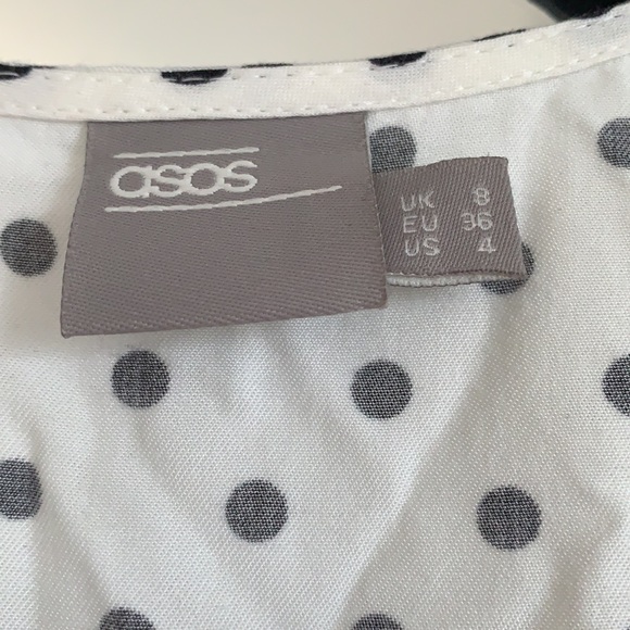 RTO LOOK: Black and white polka dot wrap shirt - Picture 8 of 9